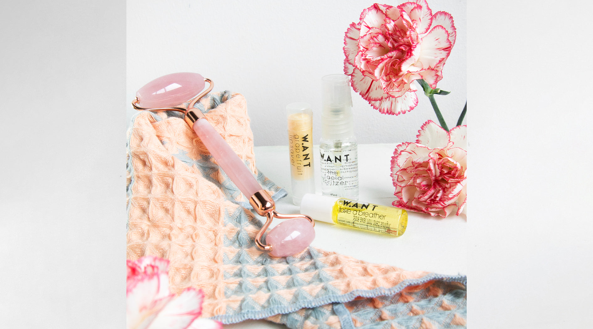 Wyld Shop Mother’s Day gift ideas: Hello Weekend botanical print pouch, Just Gaya’s beaded circle earrings and Verdant Lab jasmine and fig linen spray.