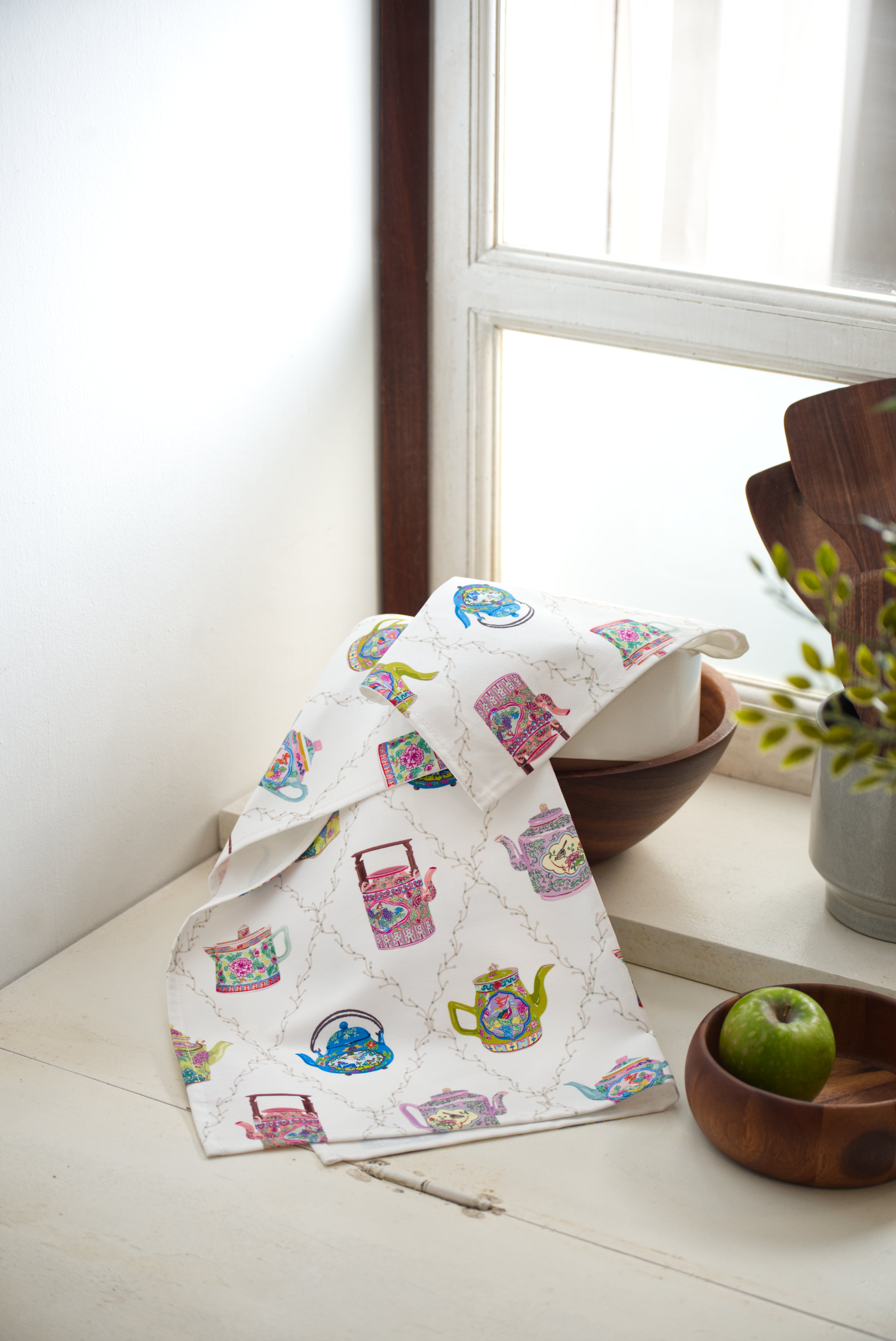 Muselaluna Tea towel - Brewed in Bloom