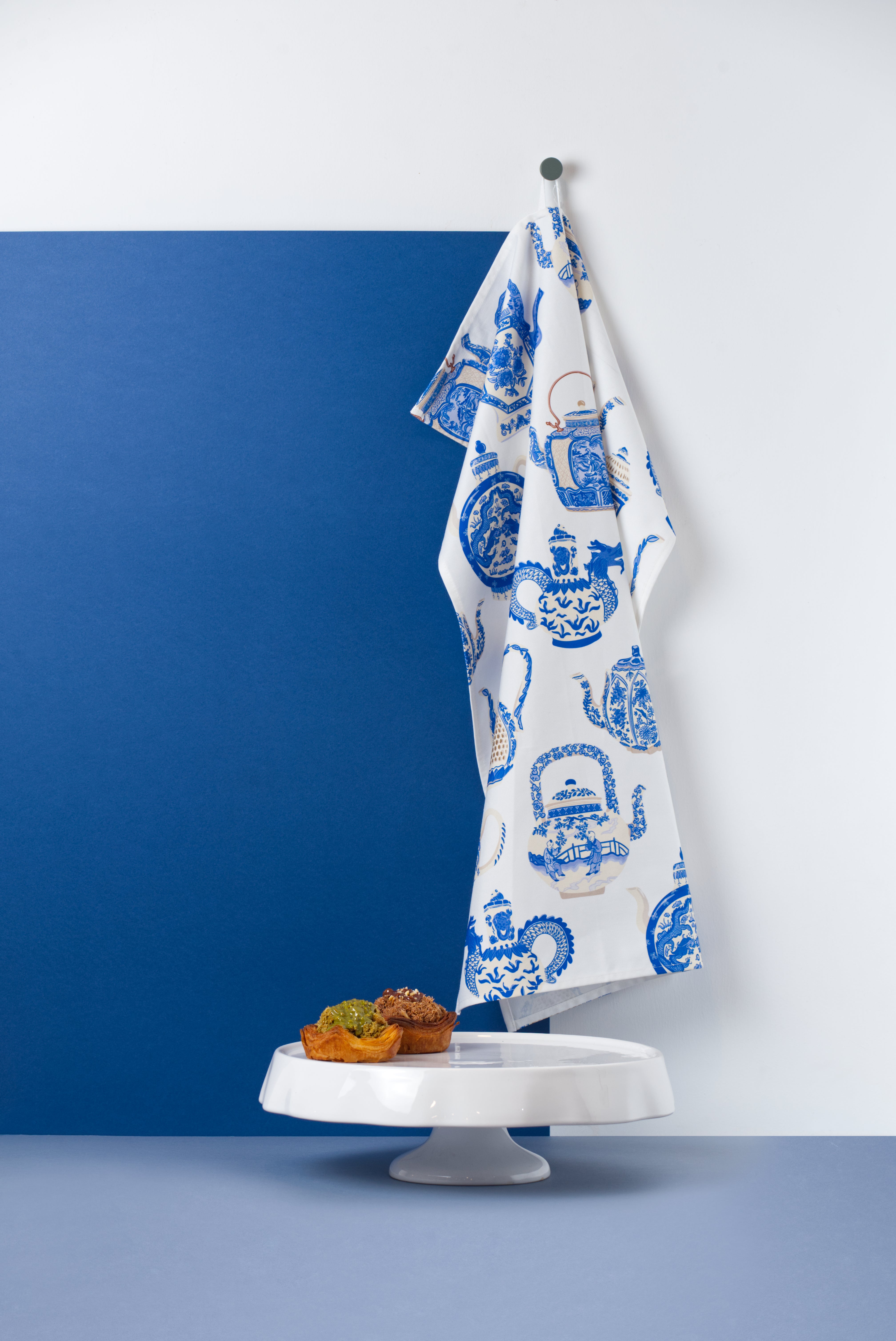 Muselaluna Tea towel - Brewed in Blue