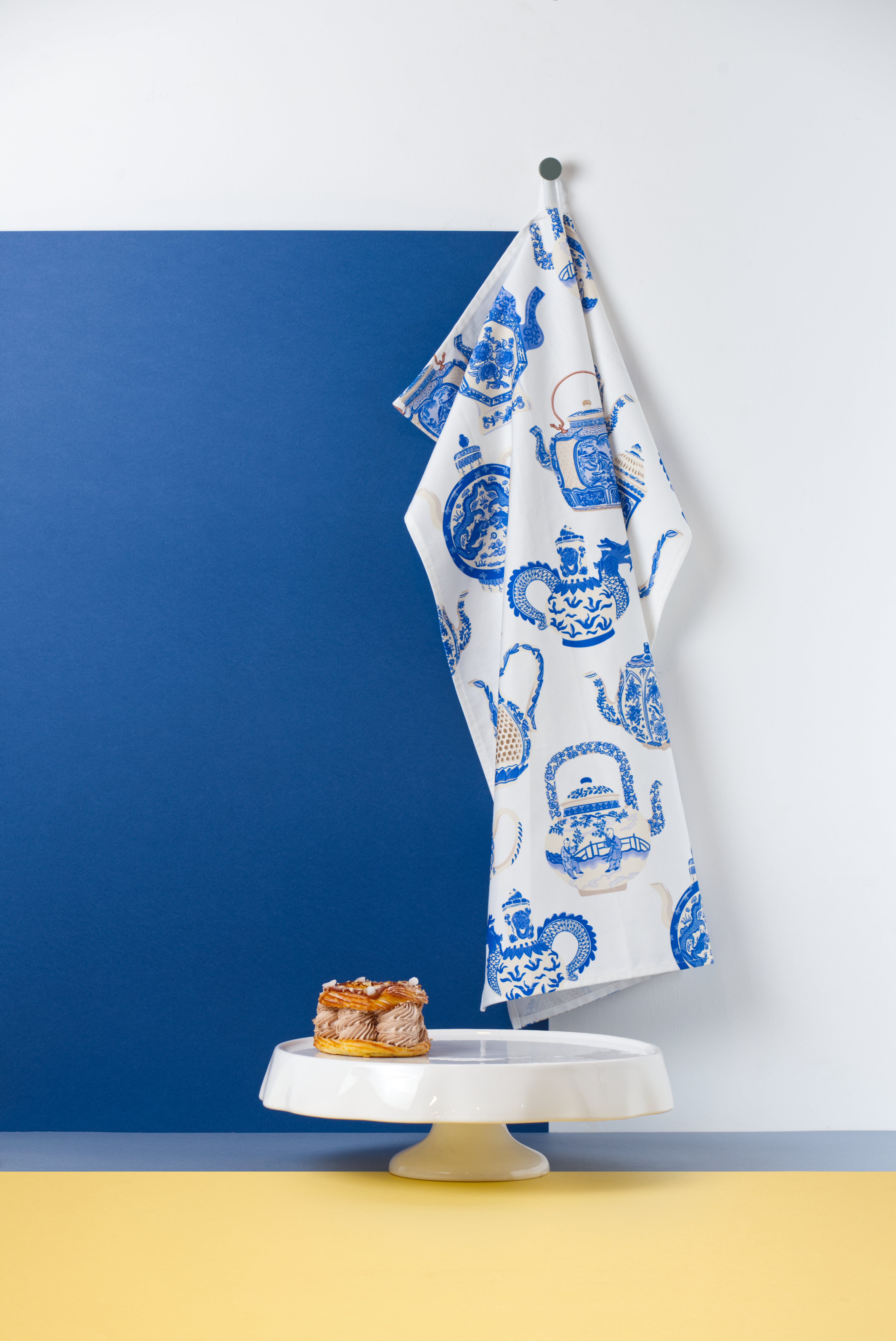 Muselaluna Tea towel - Brewed in Blue