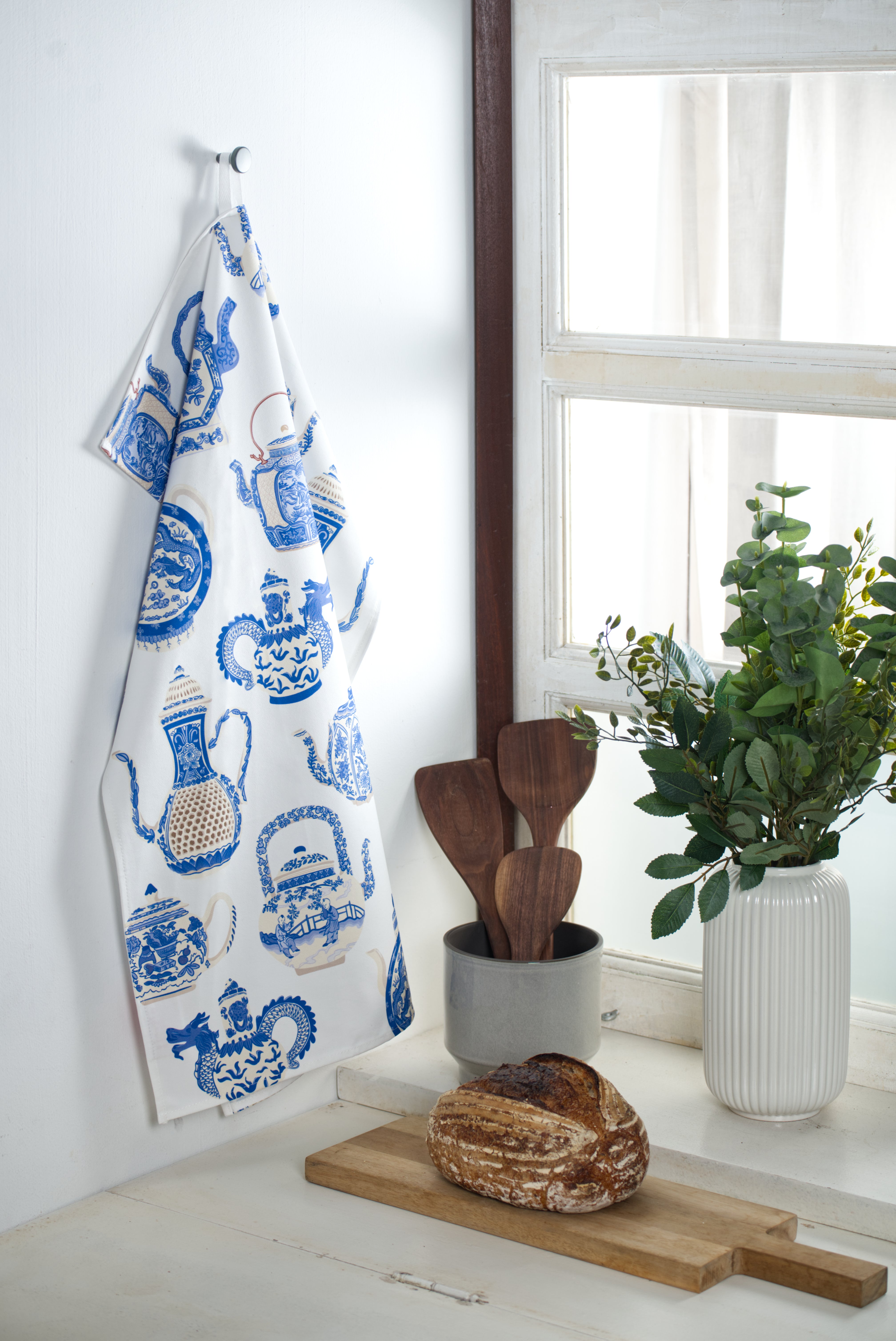 Muselaluna Tea towel - Brewed in Blue
