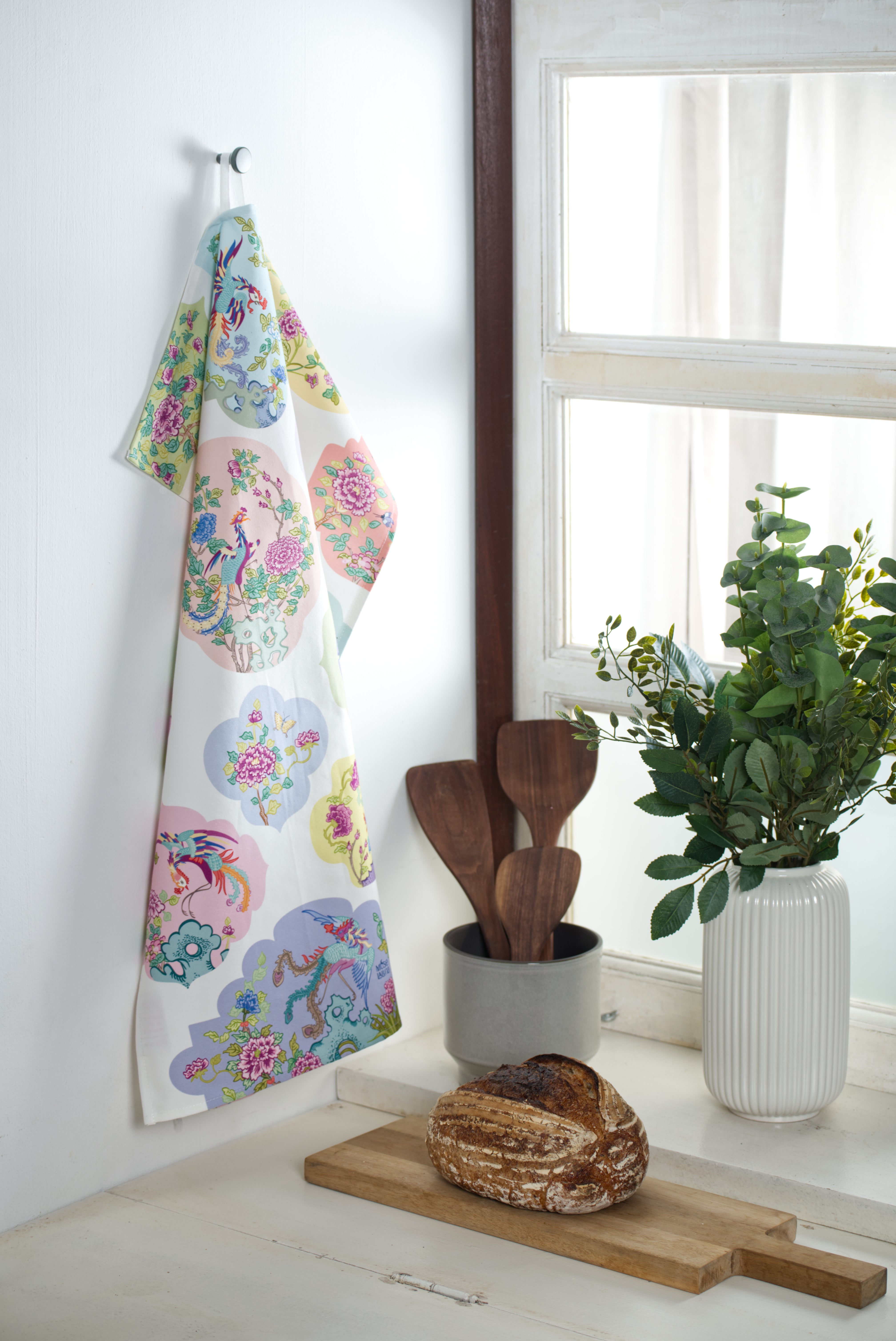 Muselaluna Tea towel - Flights of Fortune