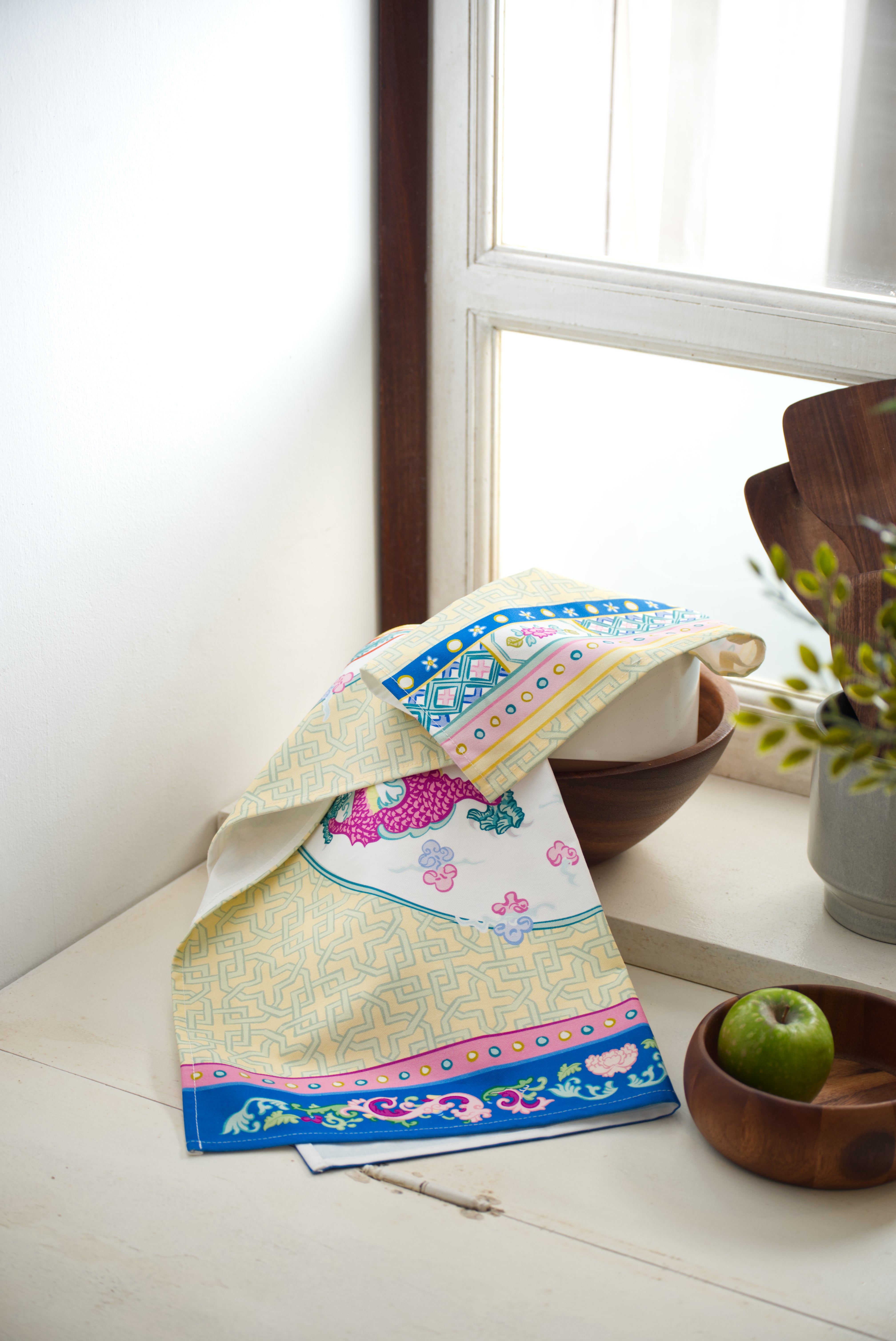 Muselaluna Tea towel - Phoenix Rising, Dragon Dancing