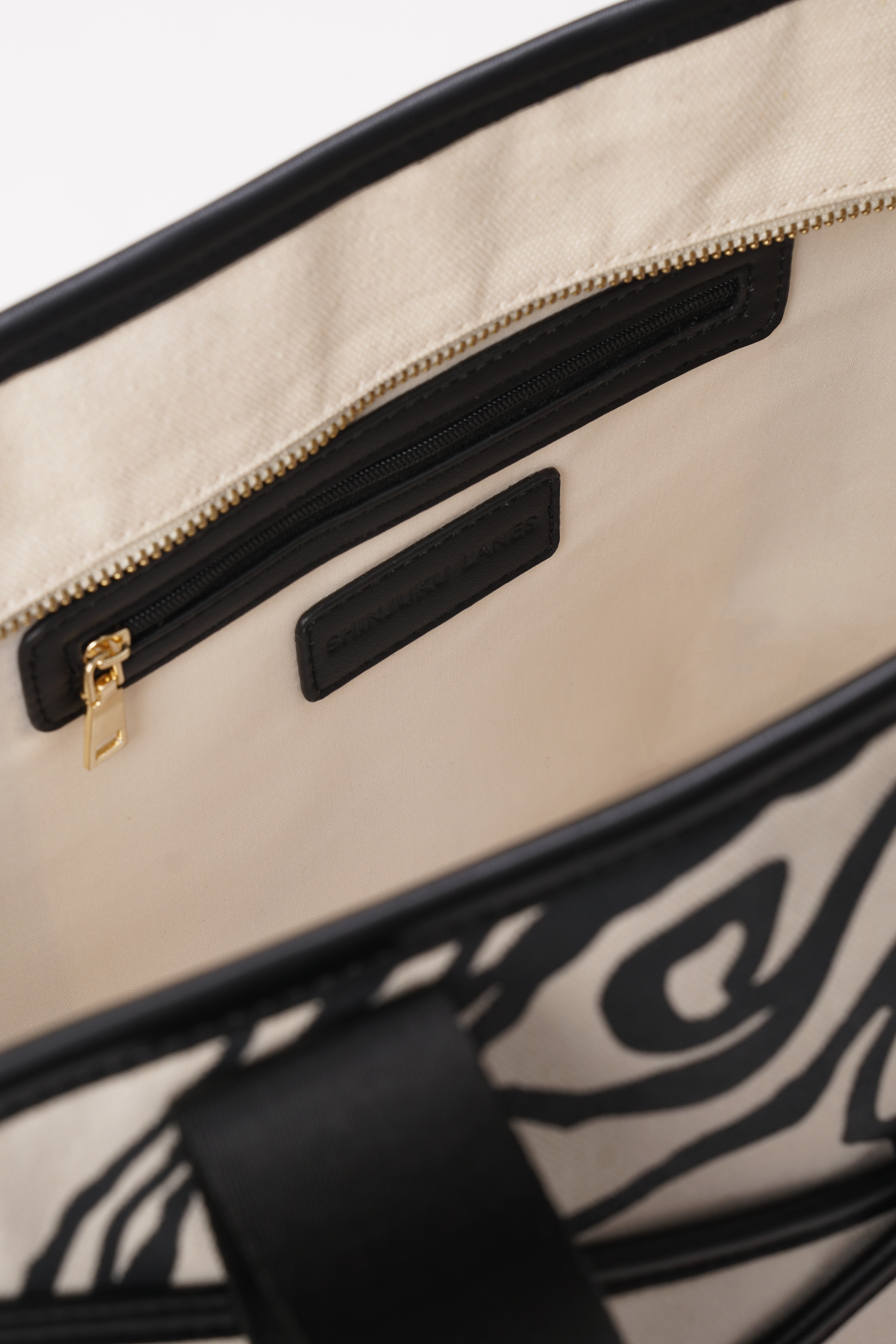 Shinjuku Lanes Origami Pocket Tote - Natural Terrain Print