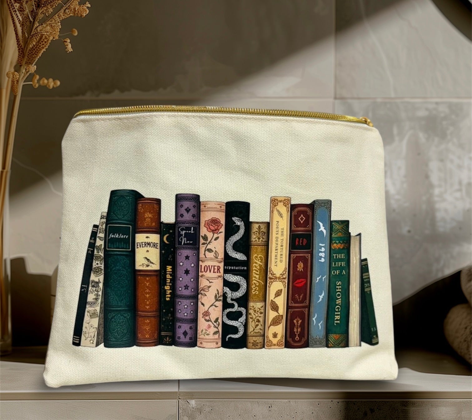 The Crimson Atelier Pouch - Taylor Swift