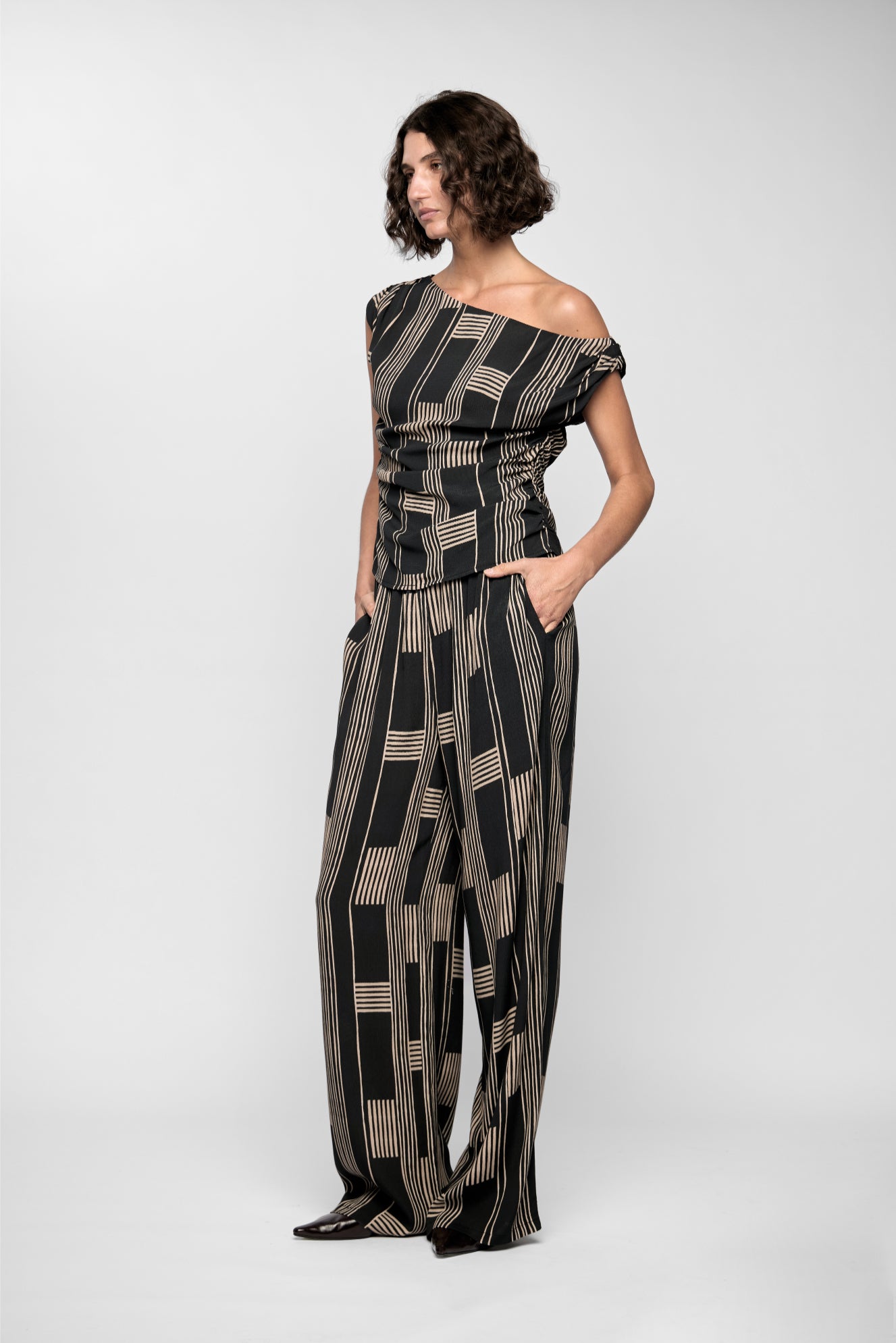 Staple the Label - Marina Asymmetrical Top