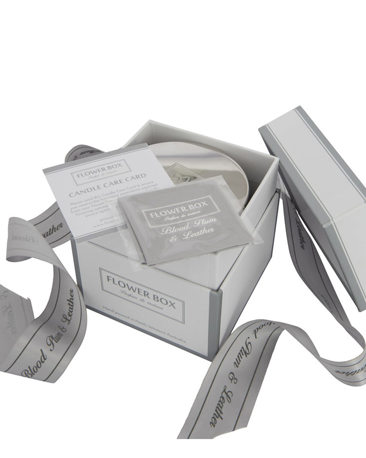 Flower Box The Standard Candle (300g) - Blood Plum & Leather