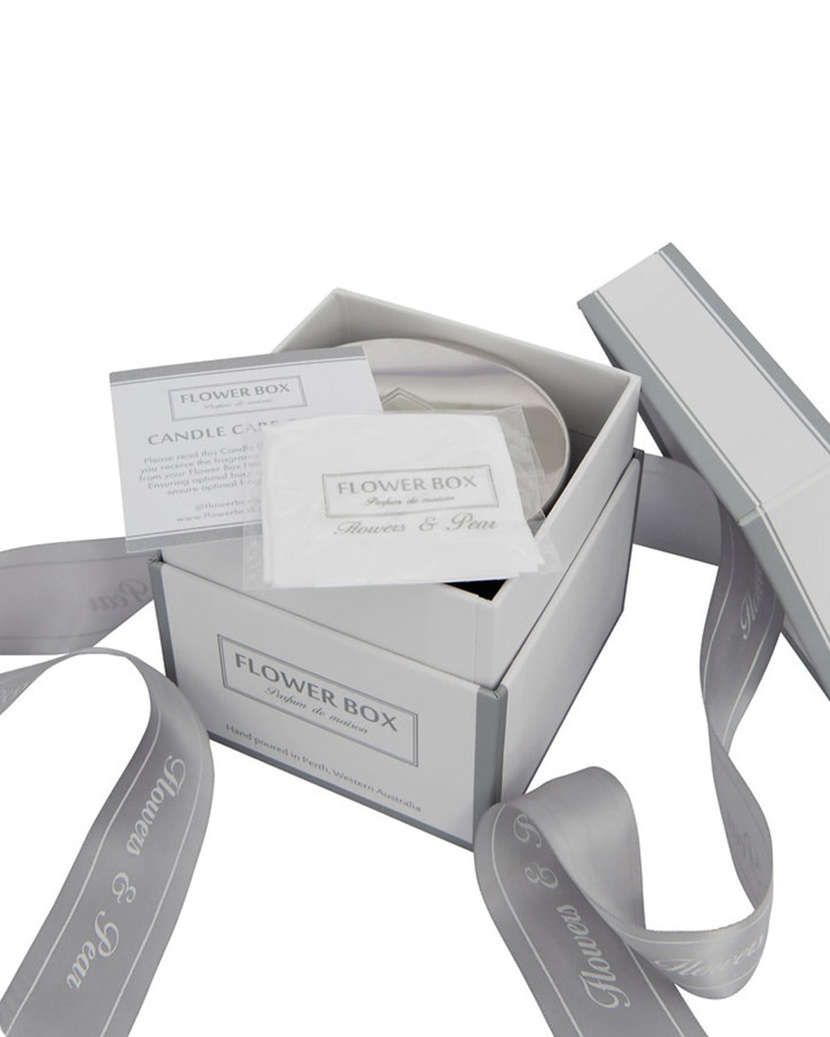 Flower Box The Standard Candle (300g) - Flowers & Pear