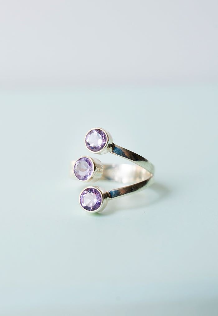 RaniSaa Triple Stone Adjustable Ring