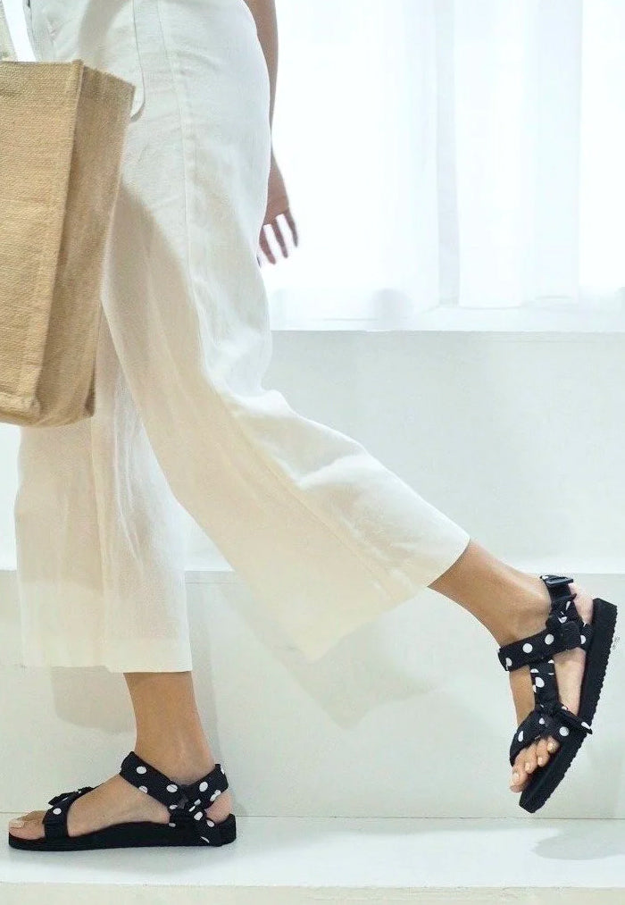 Metallic Black Jaedals