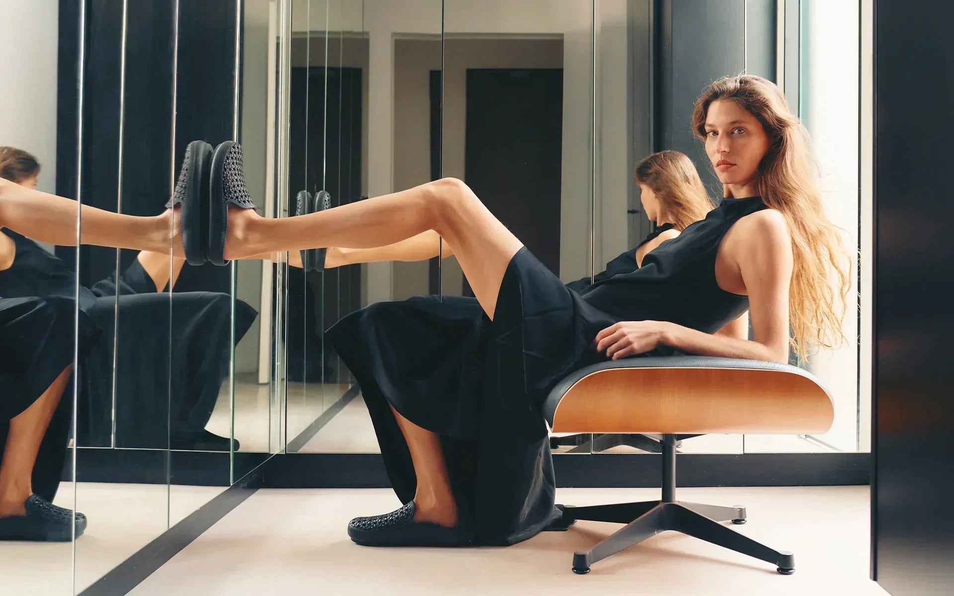 Freedom Moses vs. Birkenstocks: The Battle of Summer Shoes in Singapore