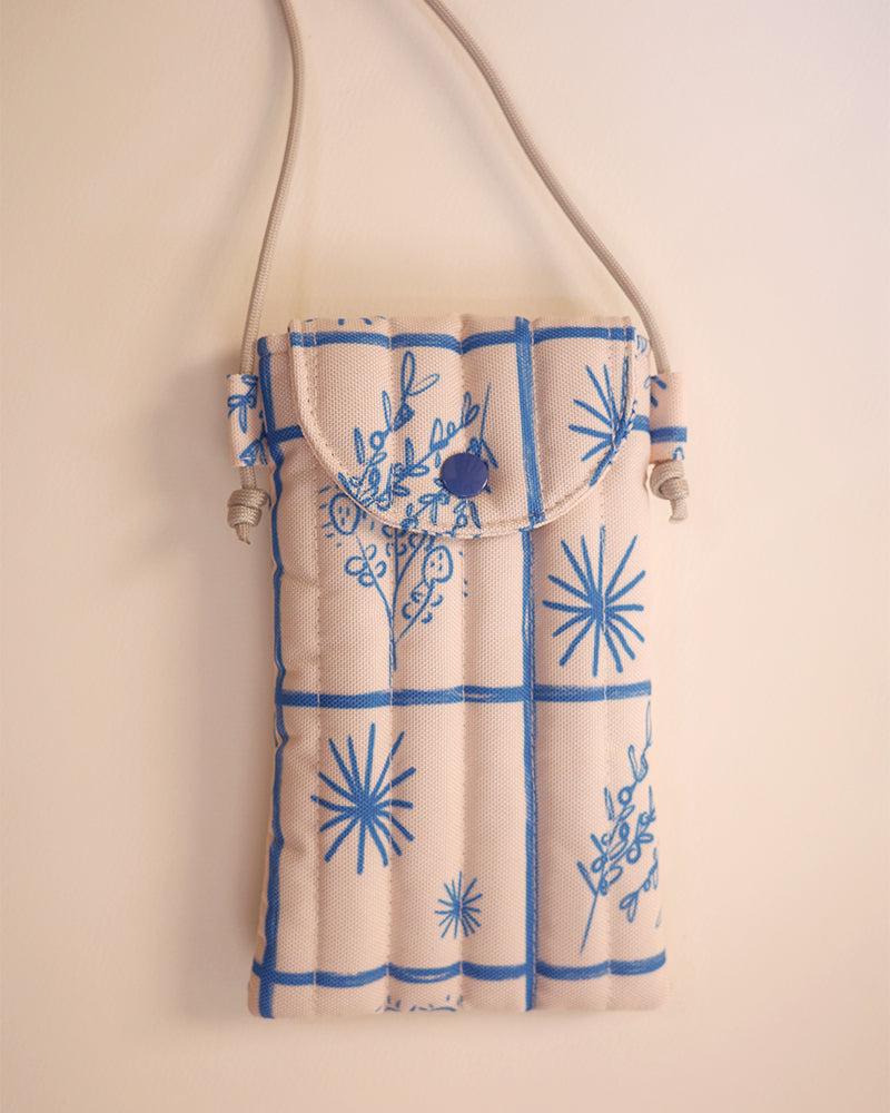 Karangan Gift Set - White