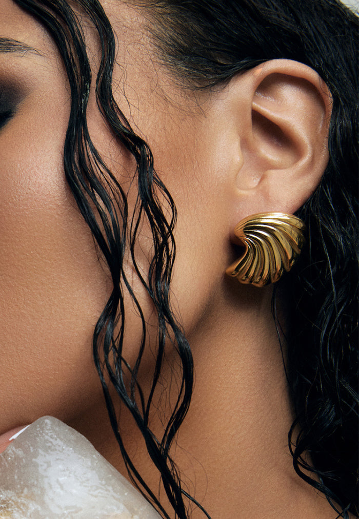 8 Other Reasons Wave Stud Earrings