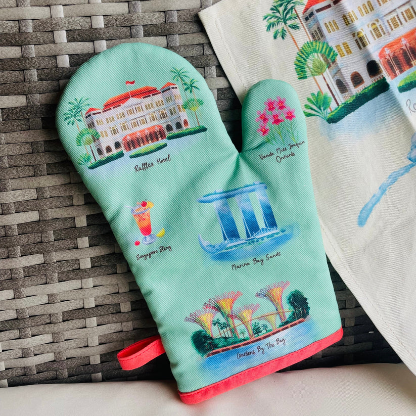 The Crimson Atelier Oven Mitt - Singapore Icons