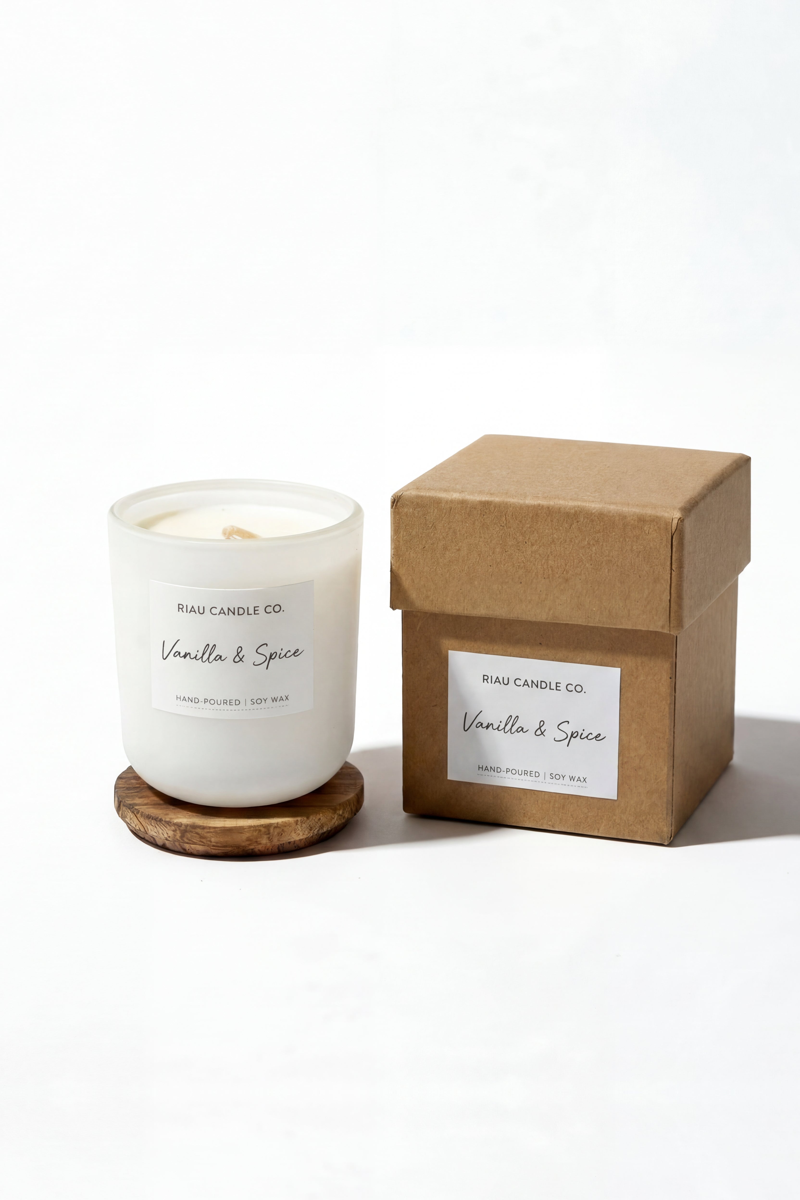 Riau Hand-Poured Soy Candle - Vanilla & Spice