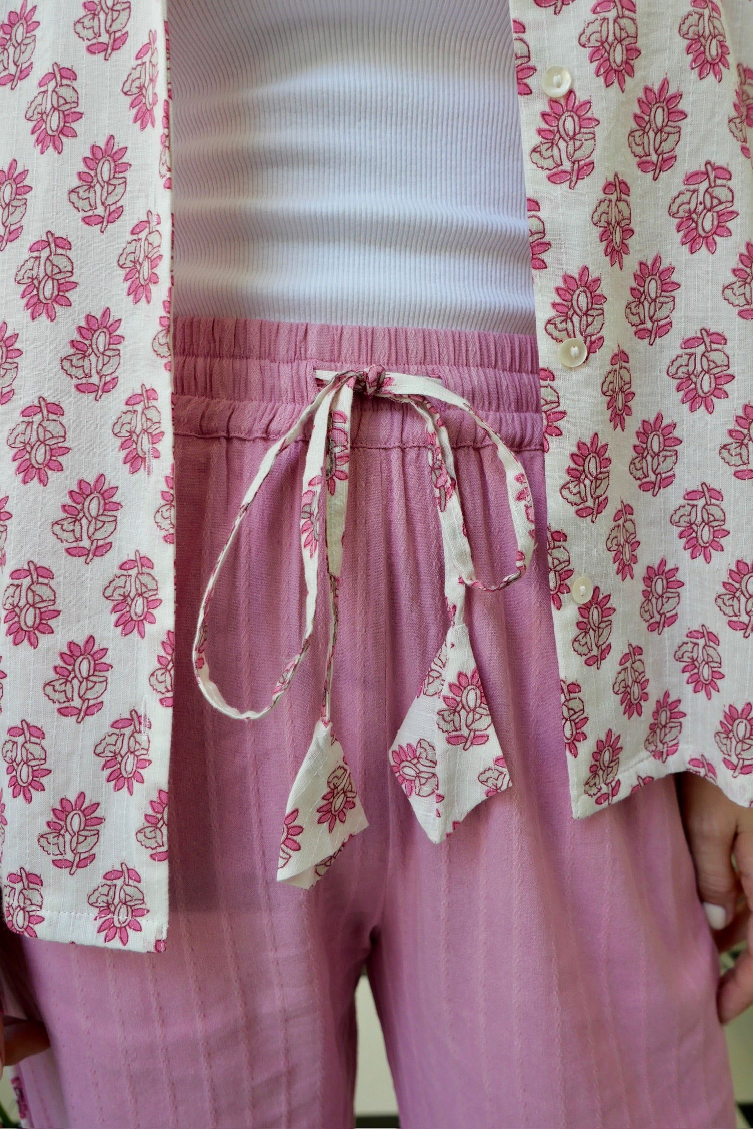 Apostrophe The Label Fiji Short Sleeve Pants Set - Pink