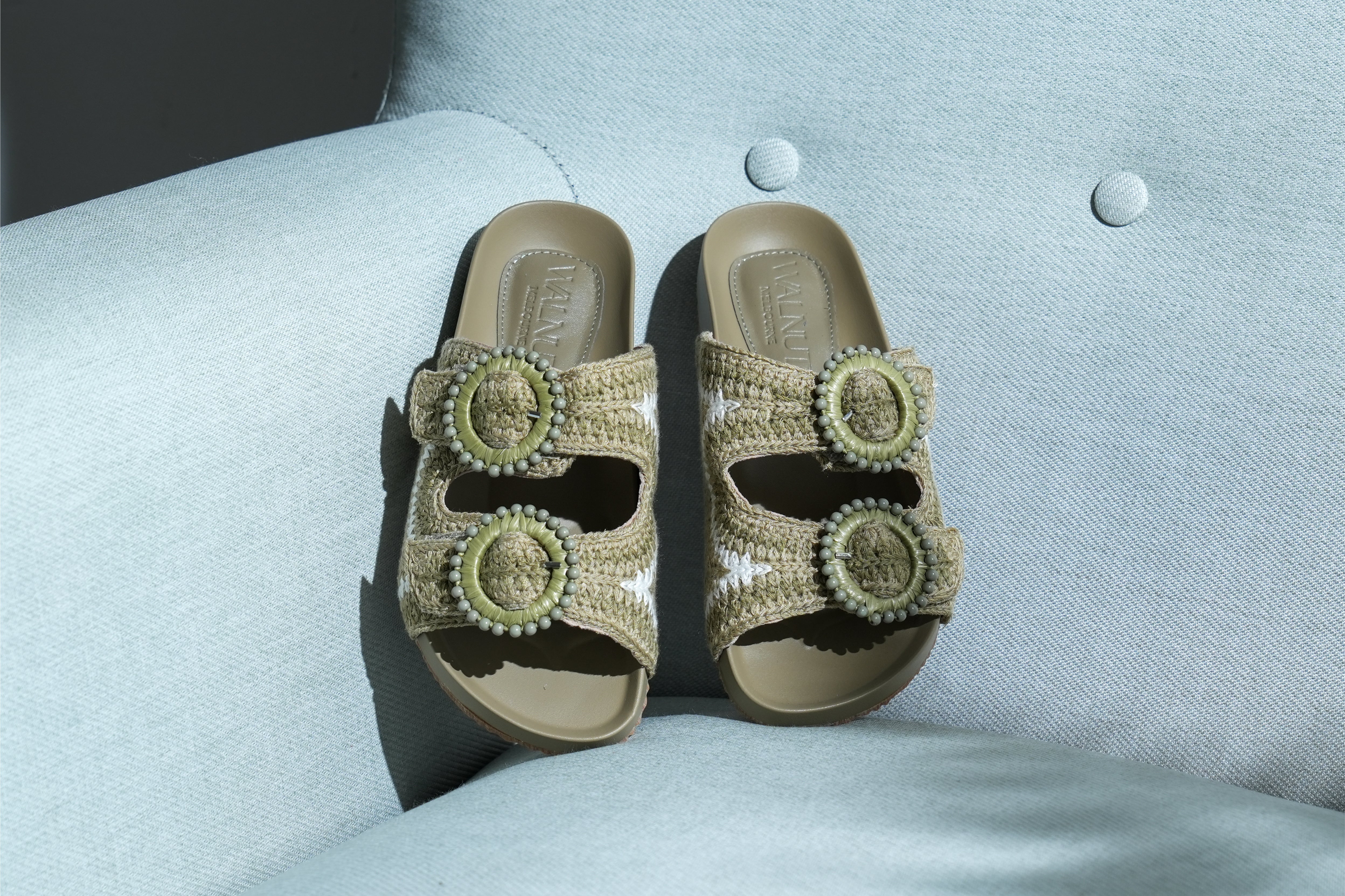 Walnut Melbourne Poet Slide - Sage Multi Green