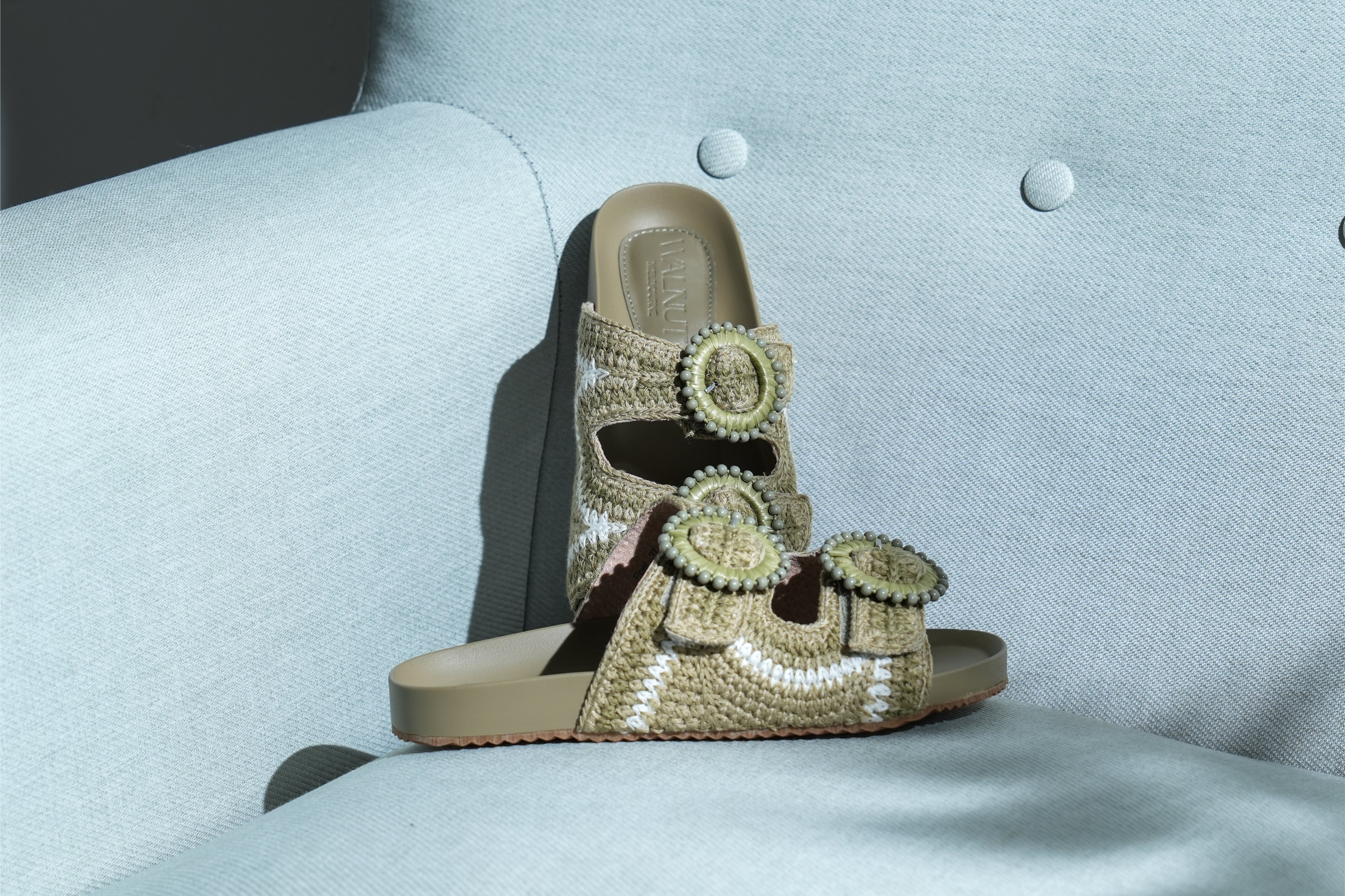 Walnut Melbourne Poet Slide - Sage Multi Green