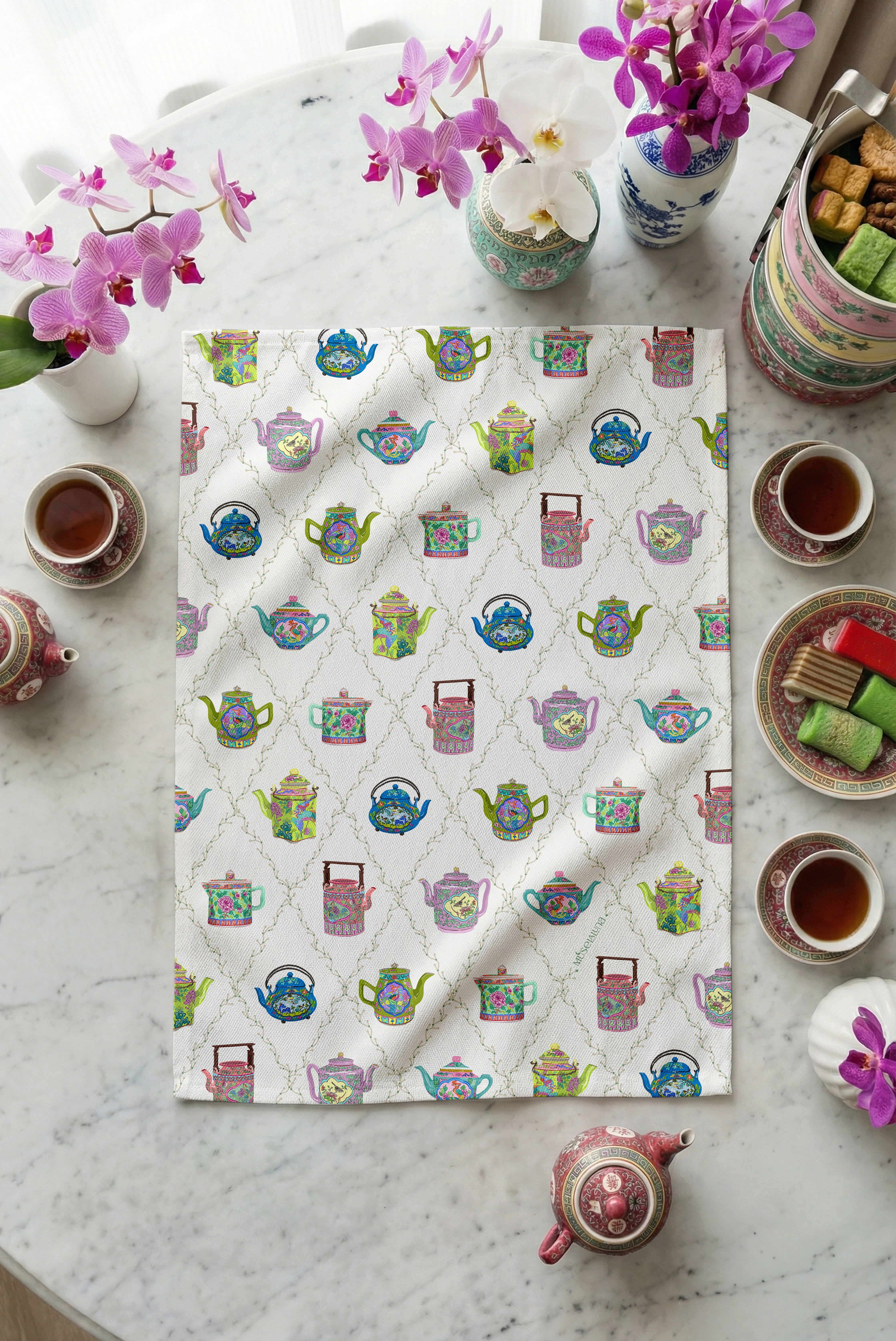 Muselaluna Tea towel - Brewed in Bloom