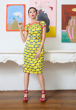 Nala Boat Neck Cheongsam - Cloud 9 Yellow