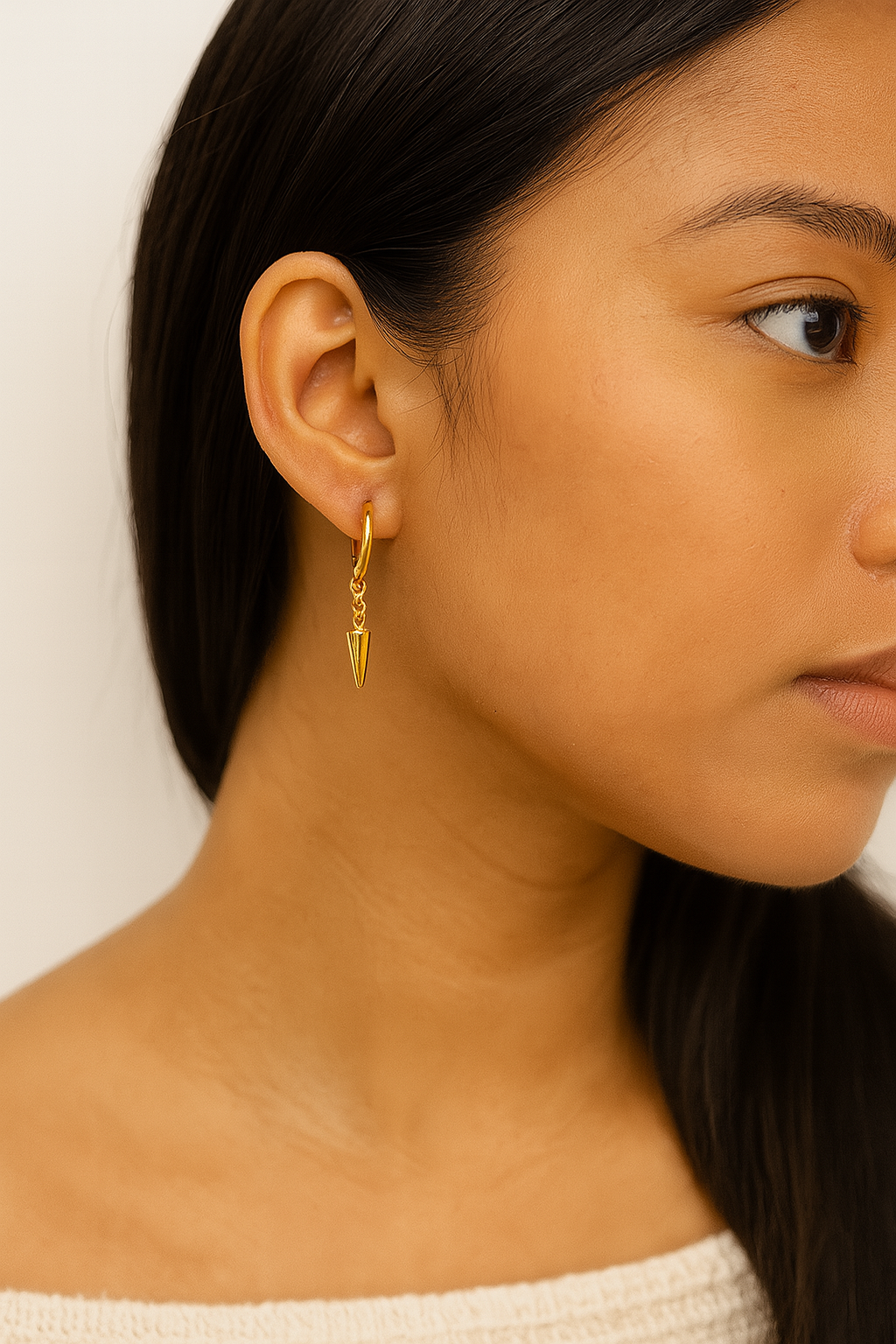 Pantala Lini Huggie Hoop Earrings - Spike