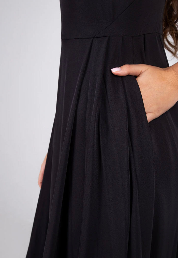 Rosylee Pleated Midi Dress - Black