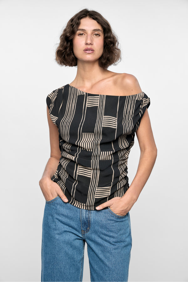 Staple the Label - Marina Asymmetrical Top