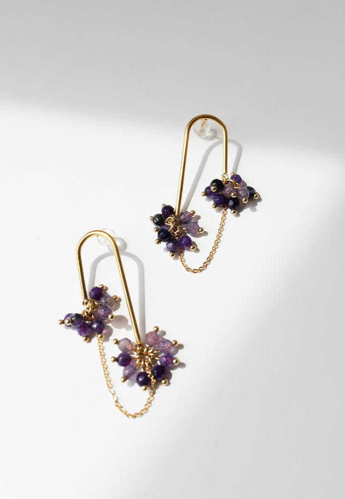 Envet Chandelier Earrings