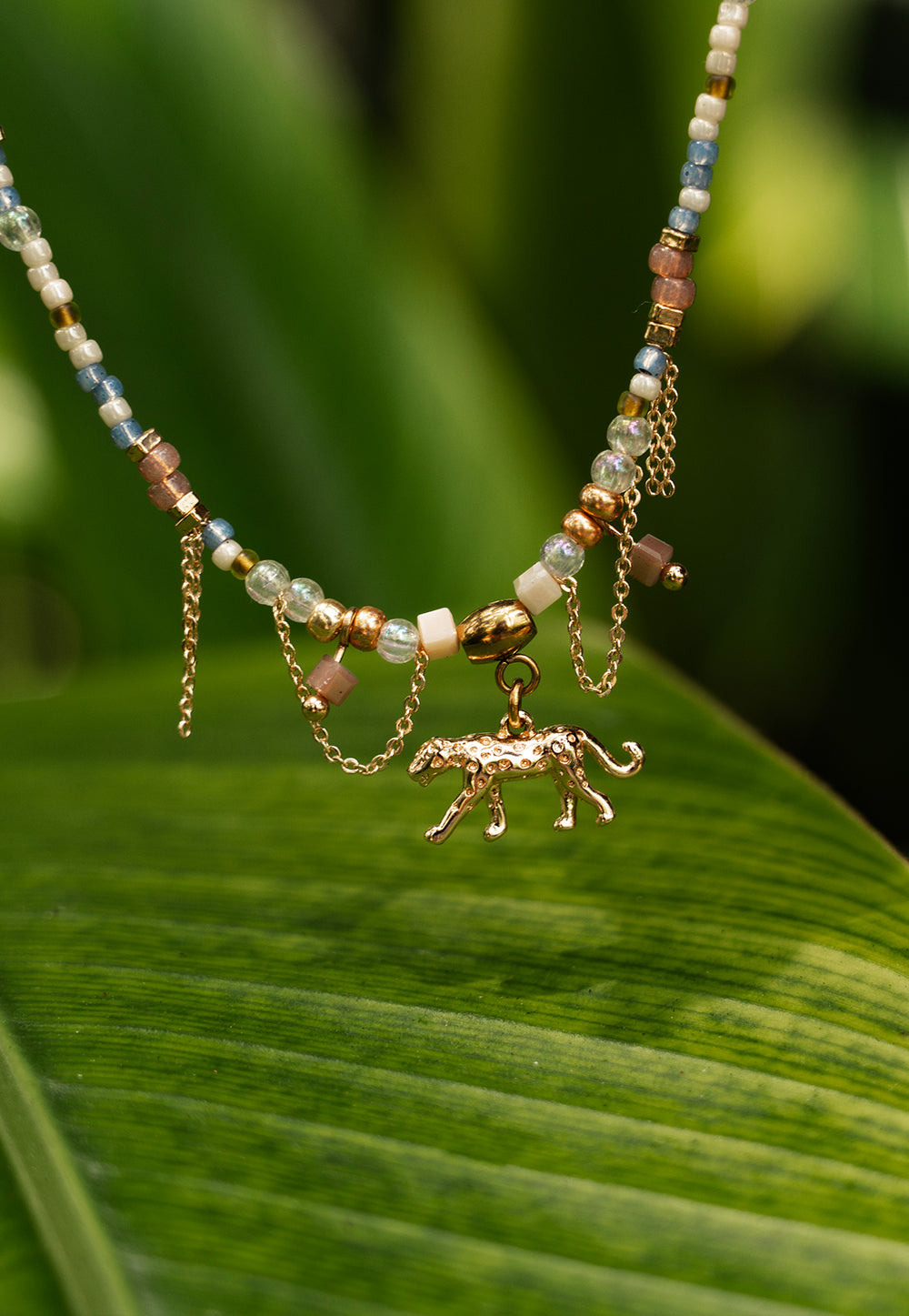 Envet Beaded Pendant Necklace - Nyra