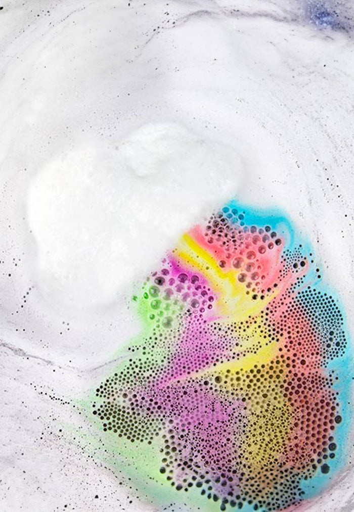 Gift Republic Fizzing Rainbow Bath Bomb