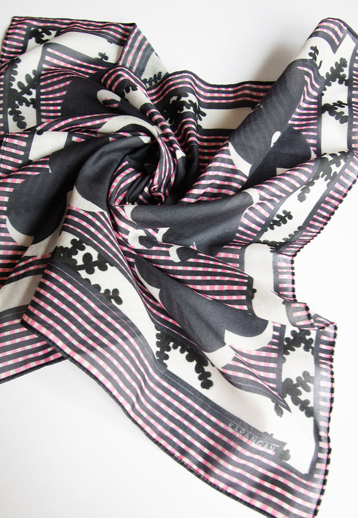 Karangan Mini Square Scarf/ Bandana - Plaid Black Pink