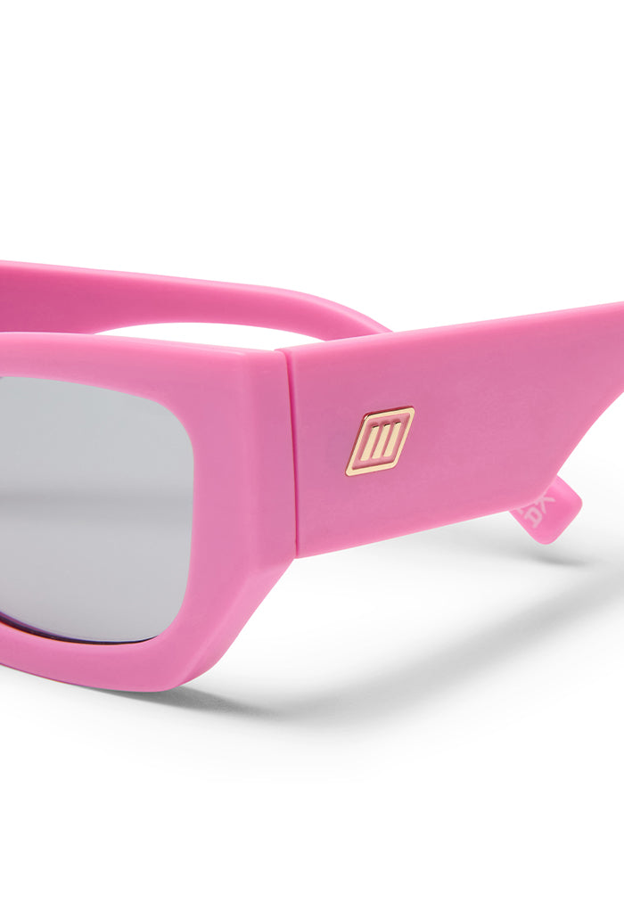 Le Specs Beachcomber Sunglasses - Matte Bubblegum Pink