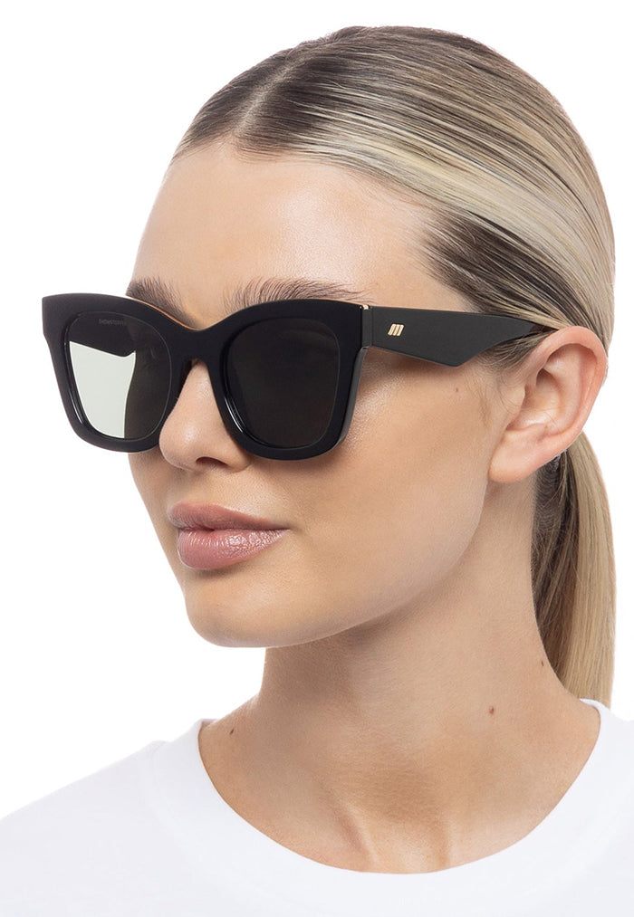 Le Specs Showstopper Sunglasses - Black