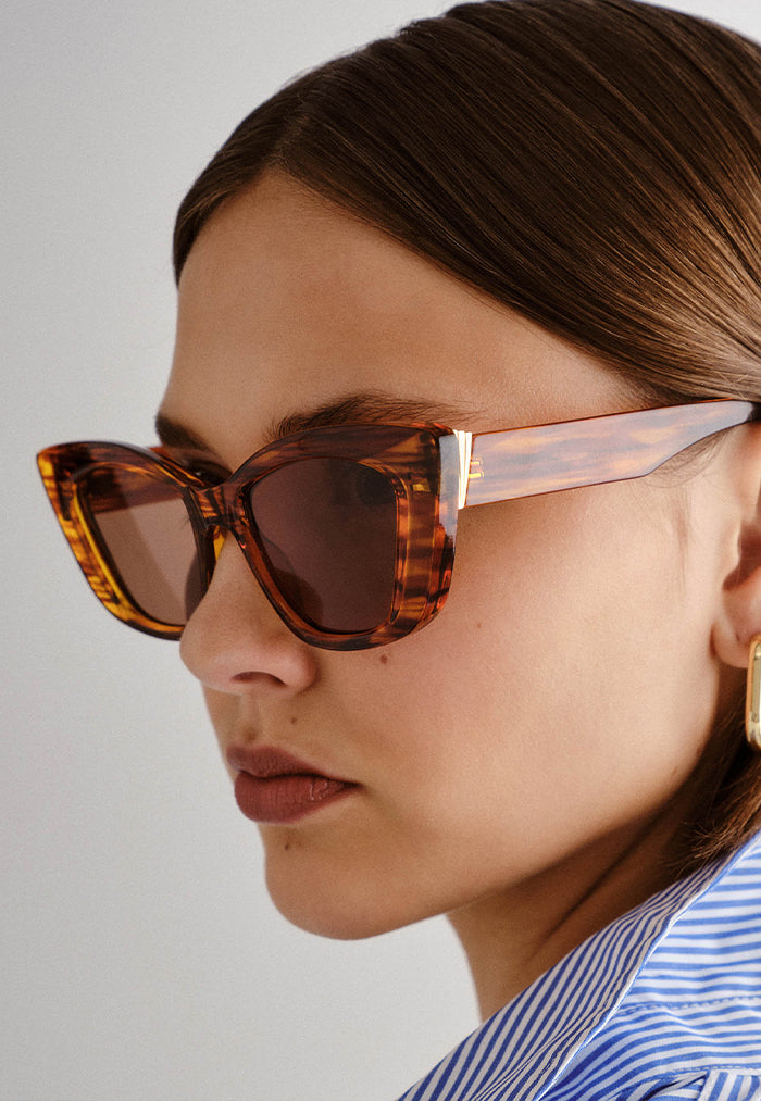 Le Specs Tranquil Turmoil Sunglasses - Woodstripe