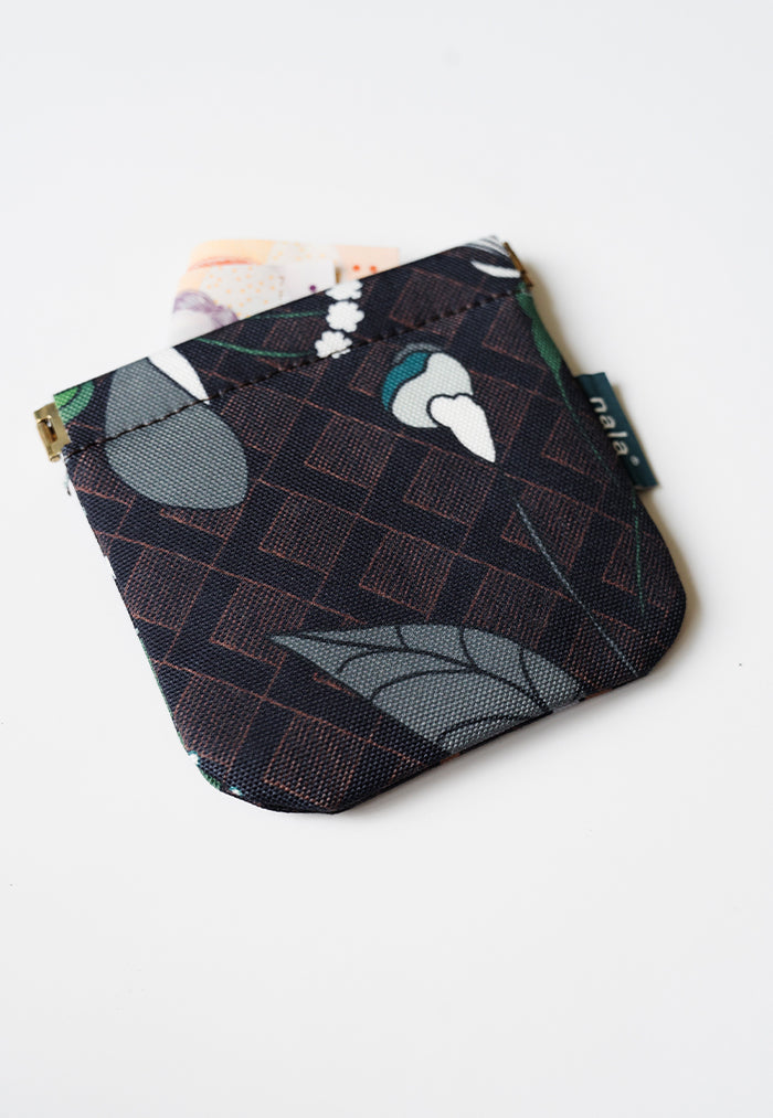 Nala Coin Purse Mandi Bunga - Charcoal Blossoms