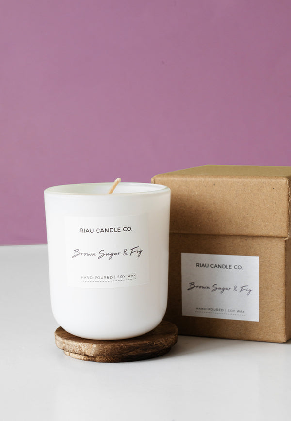 Riau Hand-Poured Soy Candle - Brown Sugar & Fig