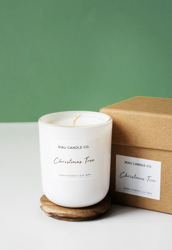 Riau Hand-Poured Soy Candle - Christmas Tree