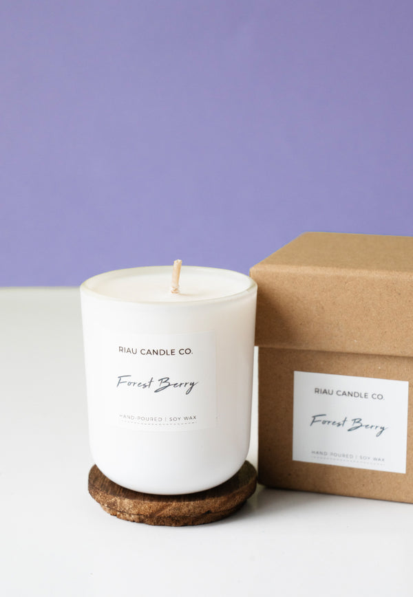 Riau Hand-Poured Soy Candle - Forest Berry