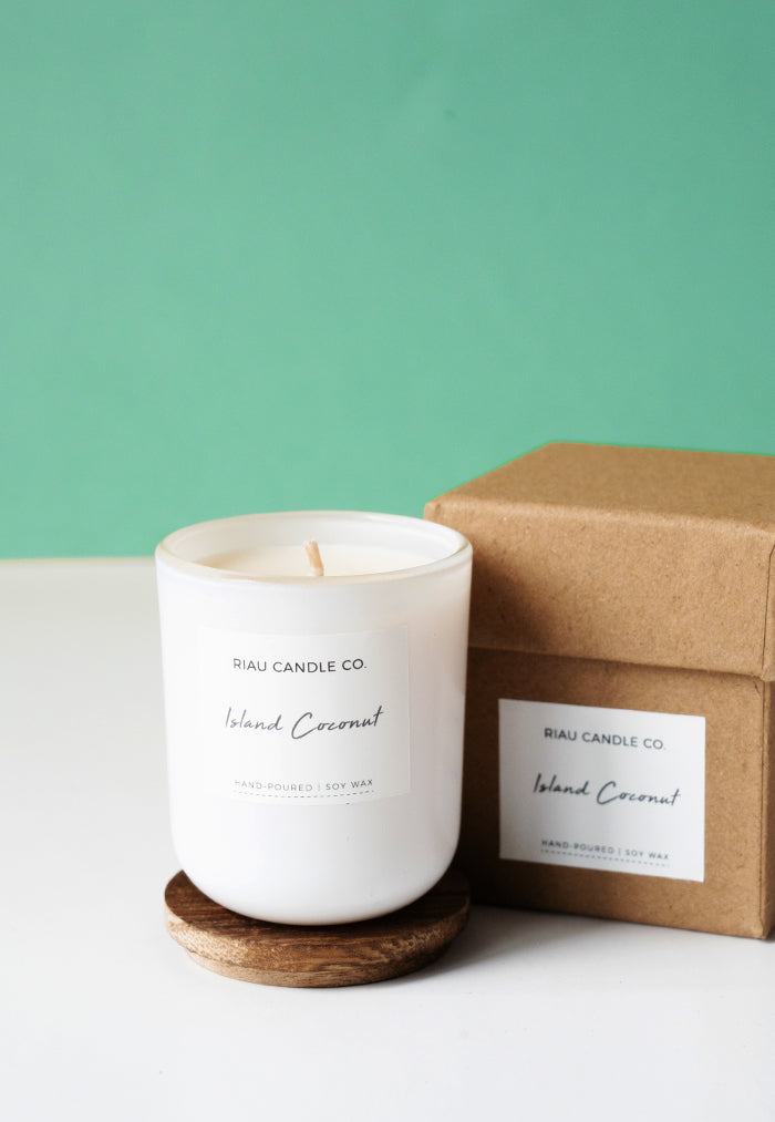 Riau Hand-Poured Soy Candle - Island Coconut