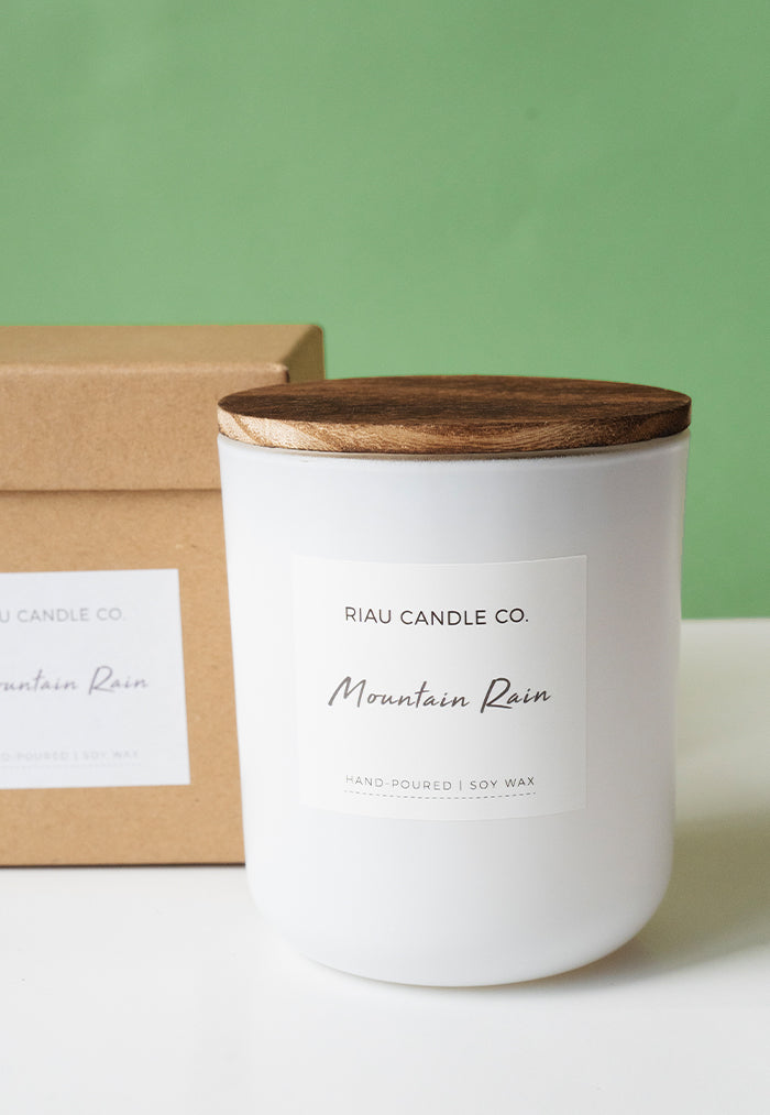 Riau Hand-Poured Soy Candle - Mountain Rain