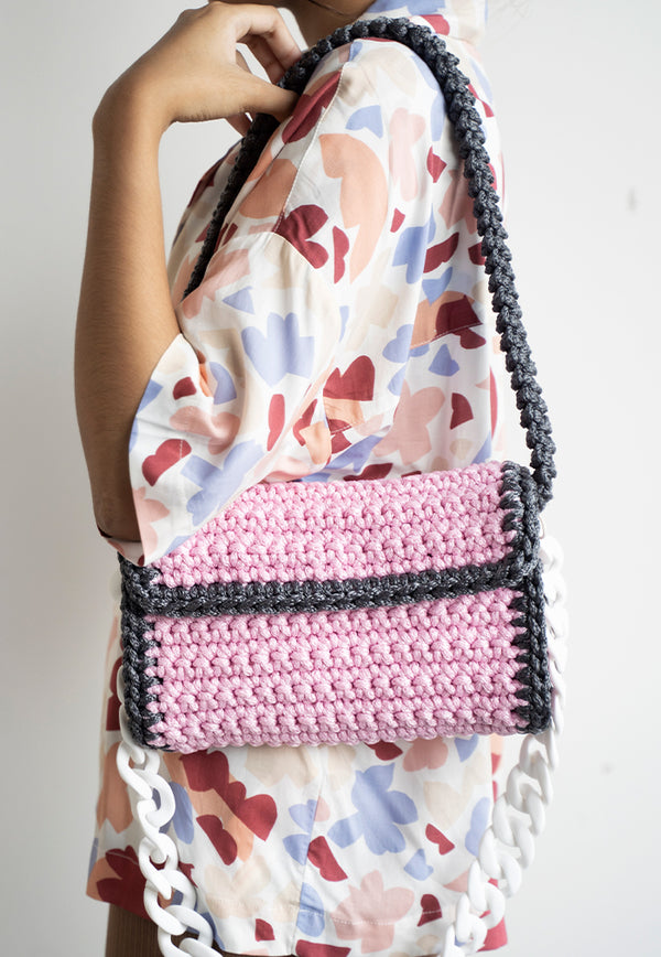 Li Na Lay Nar Crochet Baguette Bag - Baby Pink
